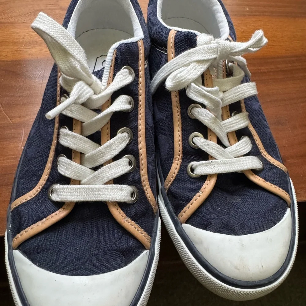 Coach Navy and Tan Sneakers women’s sized 6